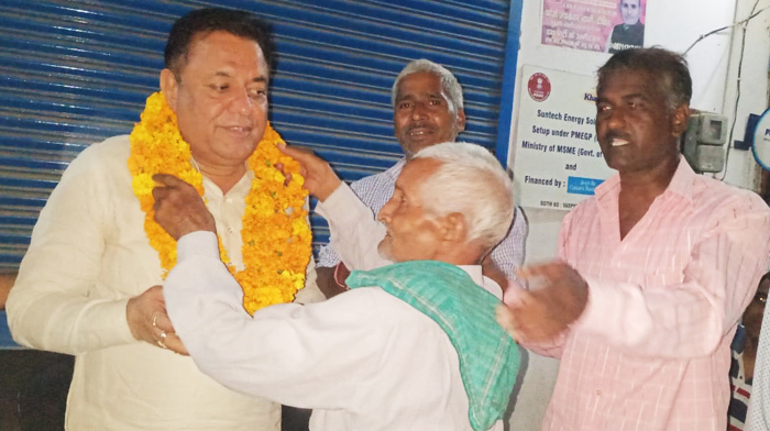 मौजूदा सरकार की गलत नीतियों से दिलायेंगे निजात : डॉ. सतीश यादव