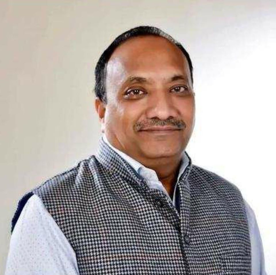 पलायन ना करें...सरकार, प्रशासन व संस्थाएं सेवा में लगी हैं: सुधीर सिंगला